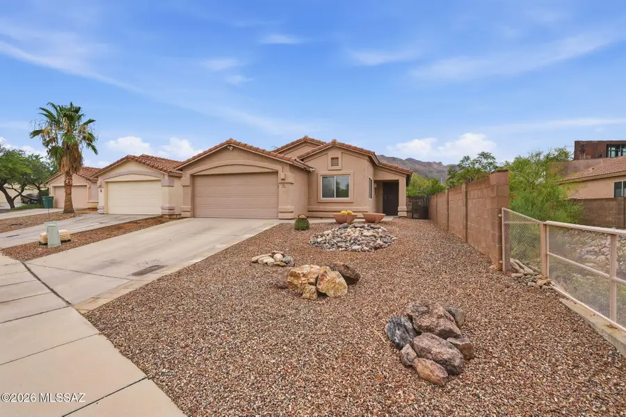 8350 N Austin Nikolas, Tucson, AZ 85704 - #2
