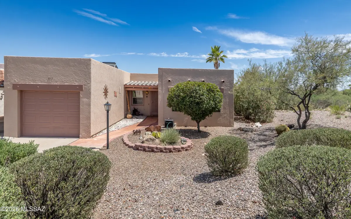 825 W Bella Vista, Green Valley, AZ 85614 - #1