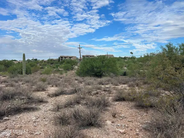 5530 N Hacienda Del Sol, Tucson, AZ 85718