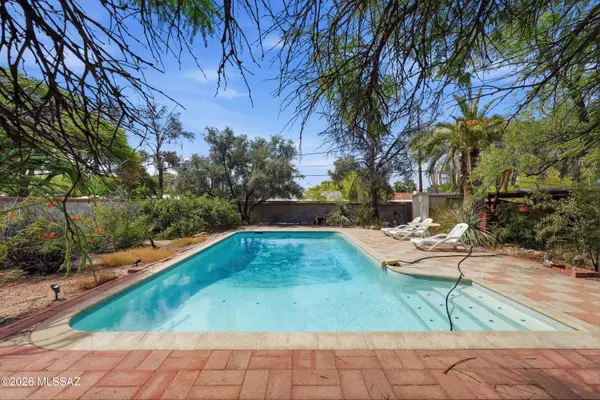 5340 E Burns, Tucson, AZ 85711
