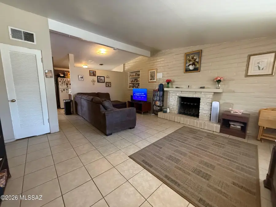 6926 E Kirkland, Tucson, AZ 85710 - #3