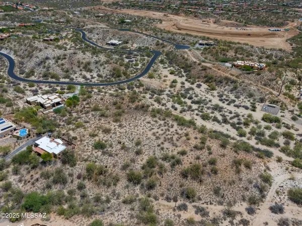 10891 N Desert Whisper, Oro Valley, AZ 85737