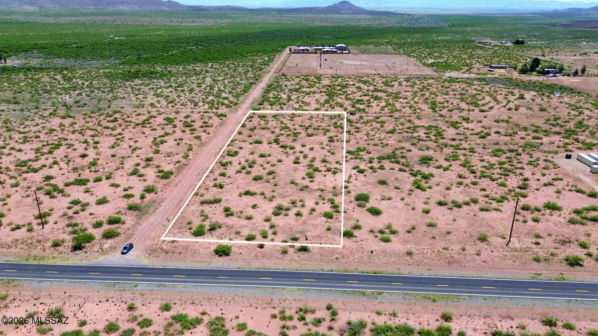 4.01 Acres E Antelope, Pearce, AZ 85625 - #1