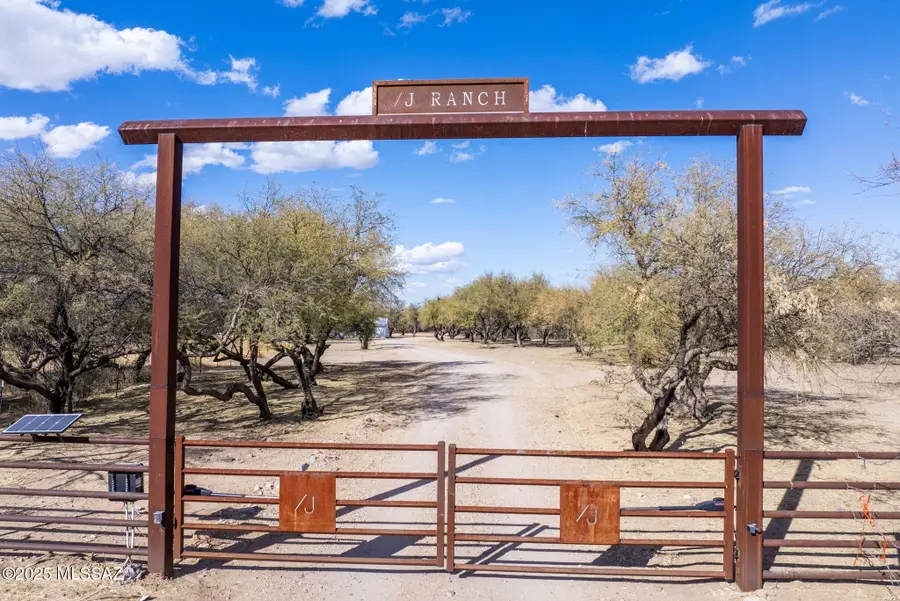 49 Right Of Way, Tubac, AZ 85646 - #2
