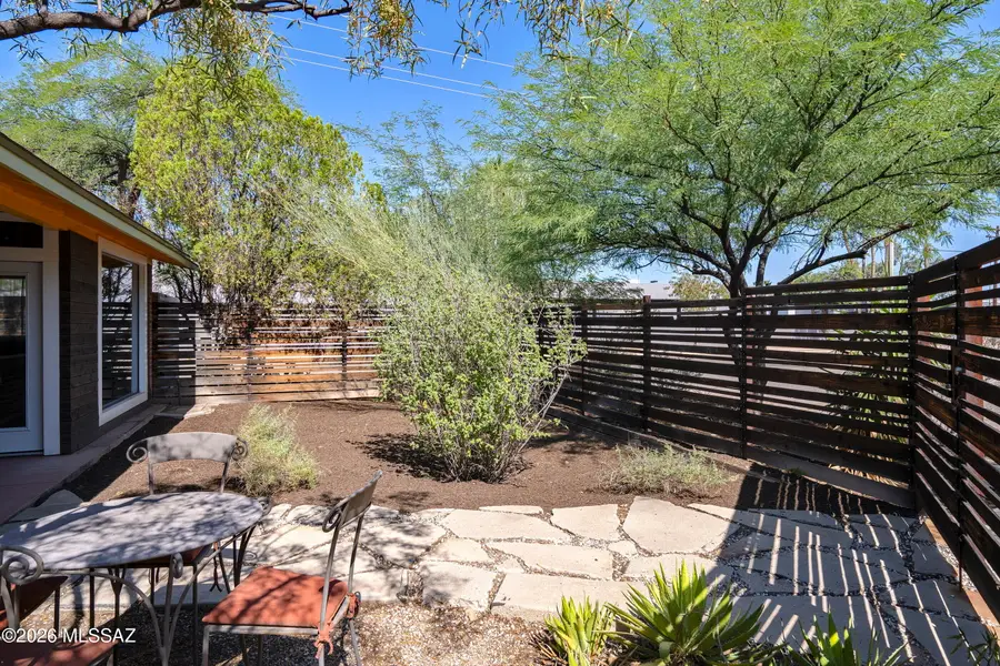 2002 E Monte Vista, Tucson, AZ 85719 - #3