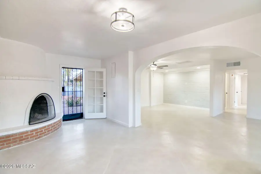 4826 E Bellevue, Tucson, AZ 85712 - #3
