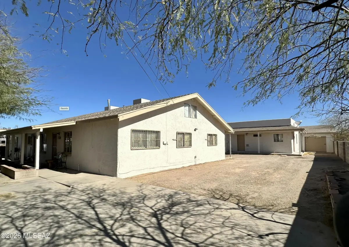 1555 E Bernard, Tucson, AZ 85714 - #1