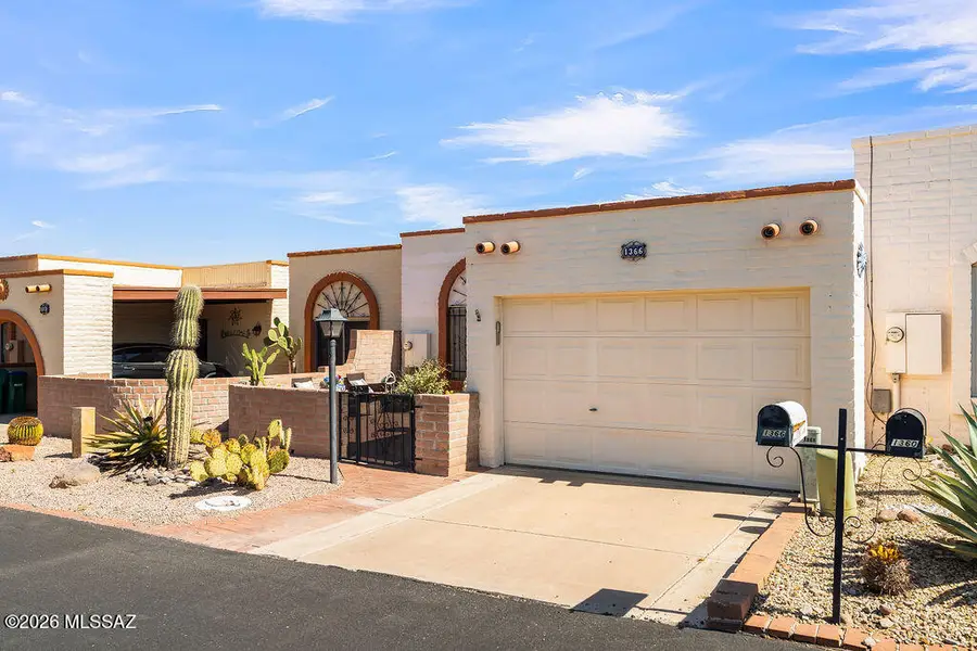 1366 W Calle Mendoza, Green Valley, AZ 85622 - #3