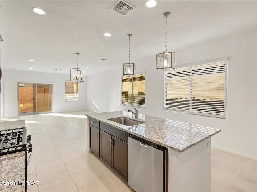 5175 W Gainer Ridge, Tucson, AZ 85757 - #3