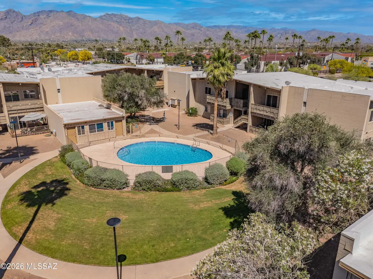2525 N Alvernon, Tucson, AZ 85712 - #1
