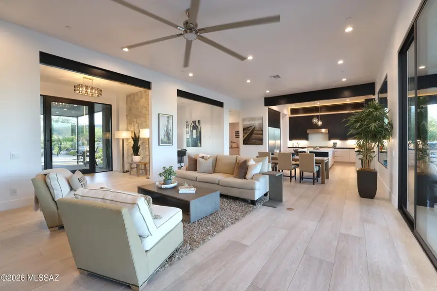 725 W Tortolita Mountain, Oro Valley, AZ 85755 - #2