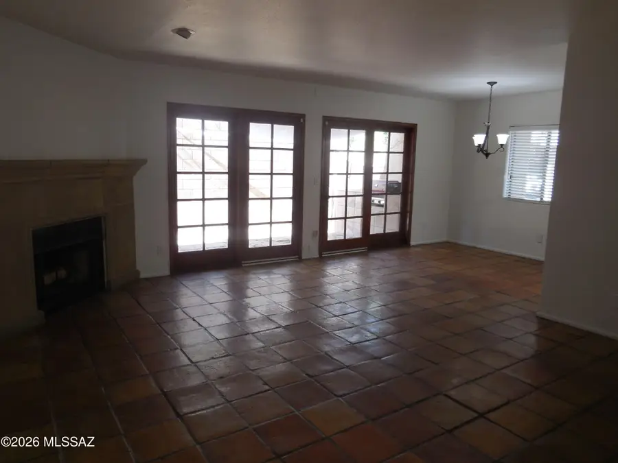 629 W Placita De Las Lomitas, Tucson, AZ 85704 - #2