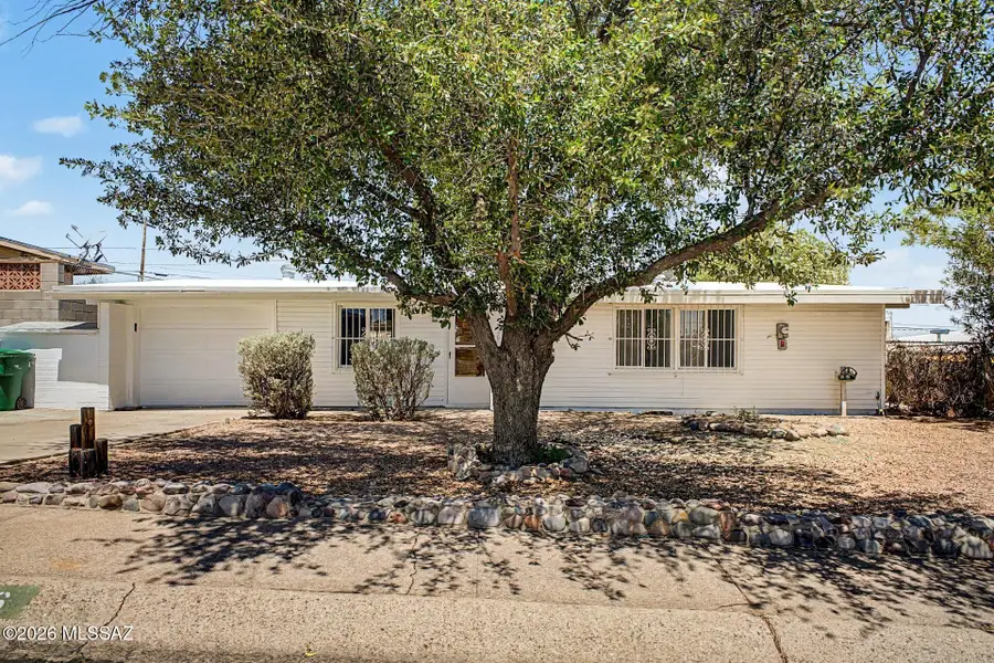 626 W 6th, San Manuel, AZ 85631 - #2