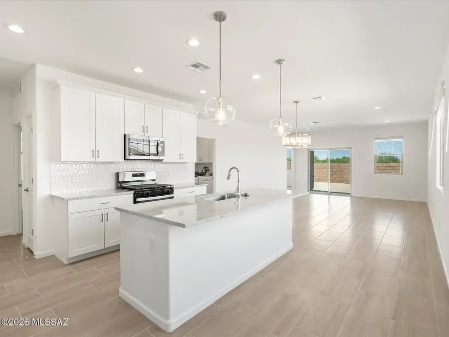 5168 W Bowen House, Tucson, AZ 85757 - #3