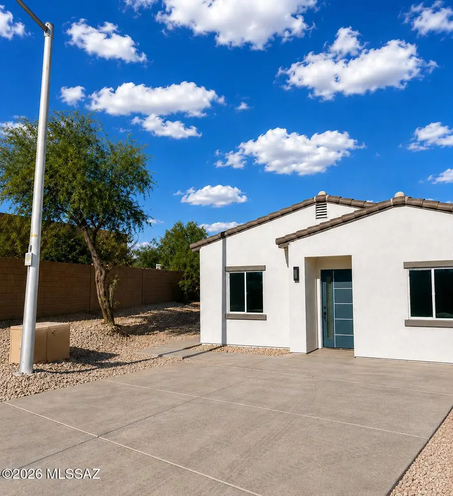 427 Cancun, Rio Rico, AZ 85648 - #2