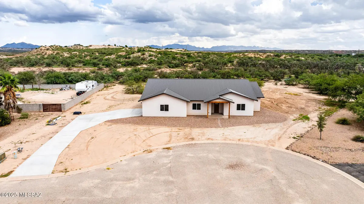 1297 E Old Homestead, Benson, AZ 85602 - #1