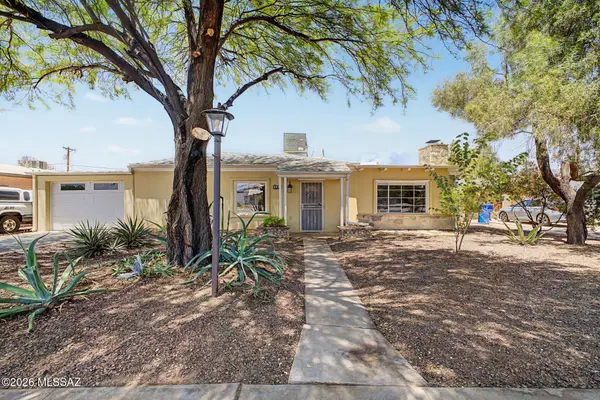 3973 E Desmond, Tucson, AZ 85712