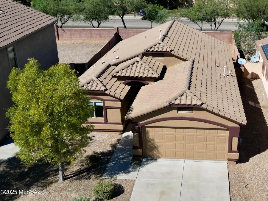 776 W Calle Ormino, Sahuarita, AZ 85629 - #2