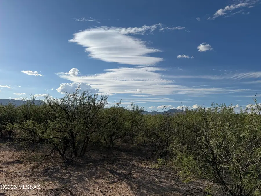 W Carefree, Benson, AZ 85602 - #3