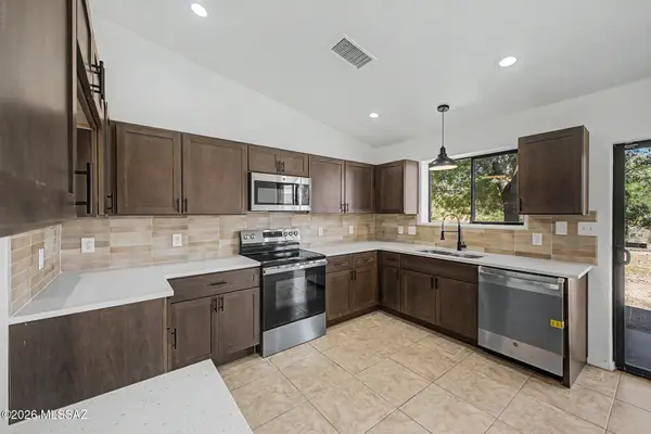 987 Gigi, Rio Rico, AZ 85648