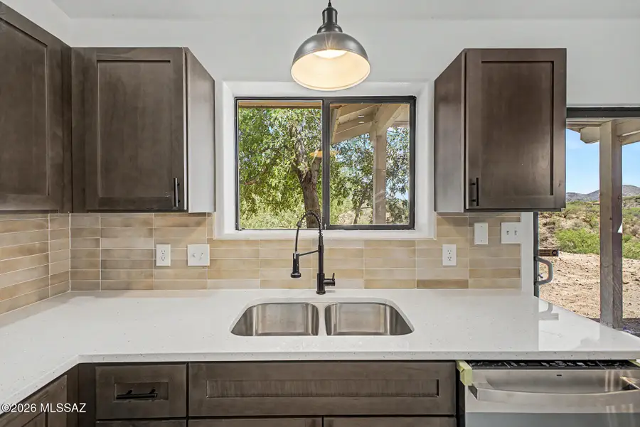 987 Gigi, Rio Rico, AZ 85648 - #3