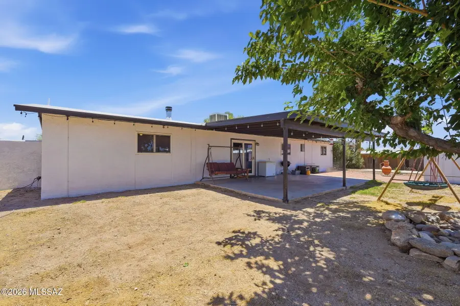 7425 N North Aire, Tucson, AZ 85741 - #2