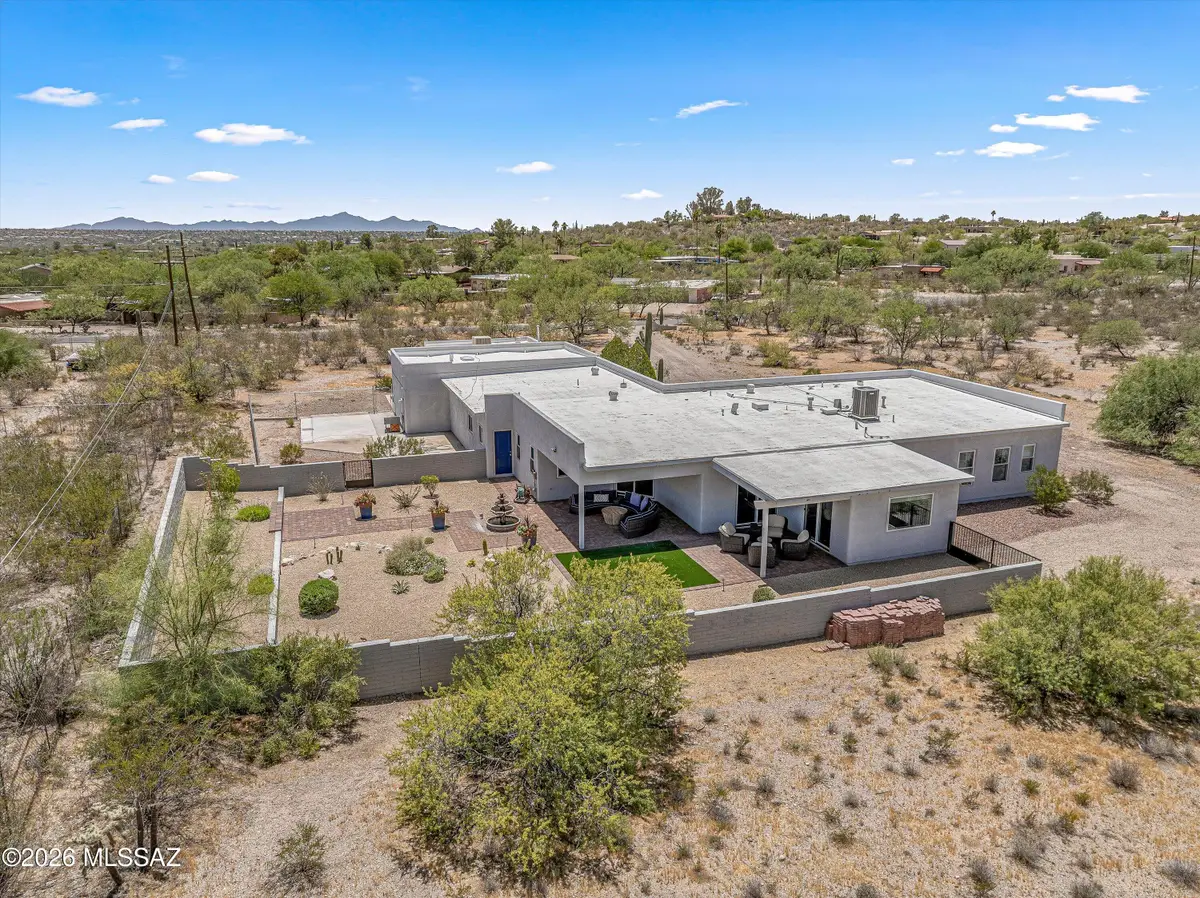 10015 E Fort Lowell, Tucson, AZ 85749 - #1