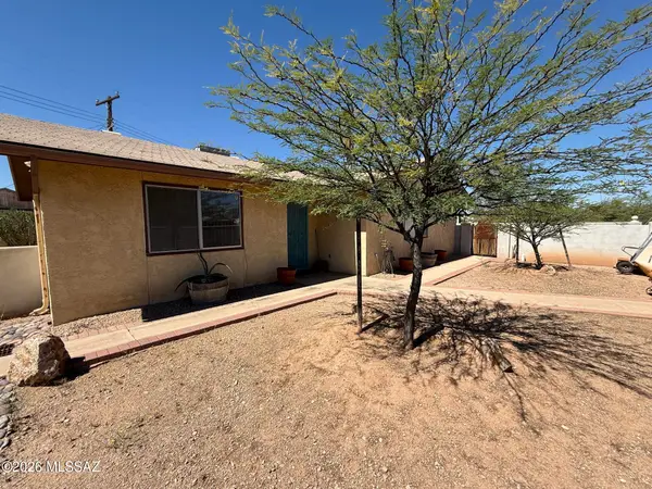 4086 E Montecito, Tucson, AZ 85711