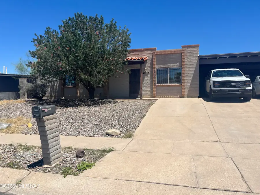6733 E Victoria, Tucson, AZ 85730 - #2