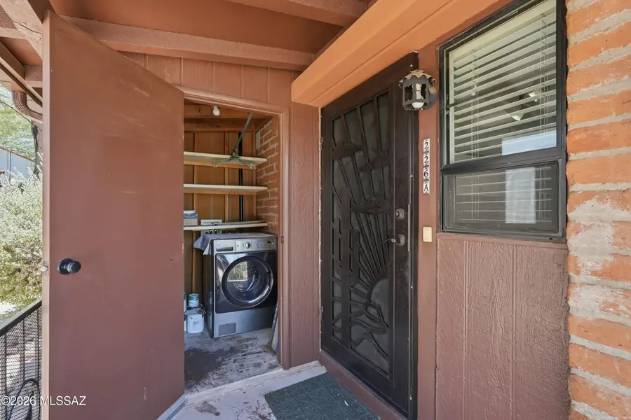 226 S La Caada, Green Valley, AZ 85622 - #2