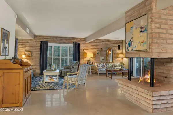 6400 N Val Dosta, Tucson, AZ 85718