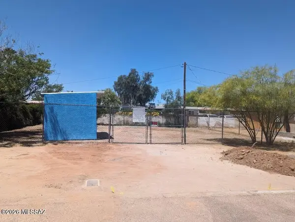 2703 E Grant, Tucson, AZ 85716