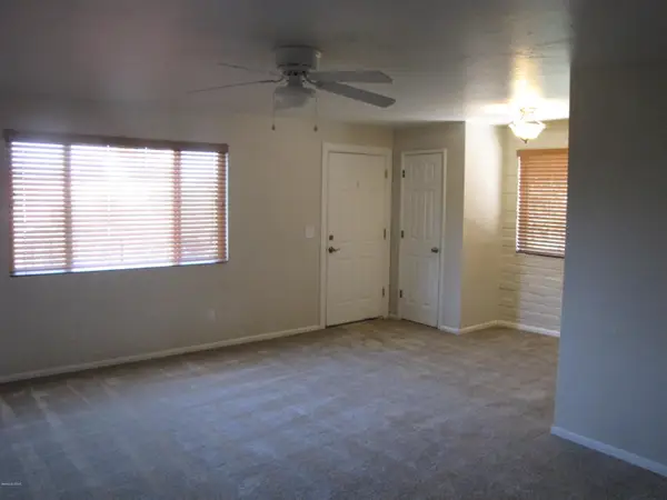 6533 E Calle La Paz, Tucson, AZ 85715