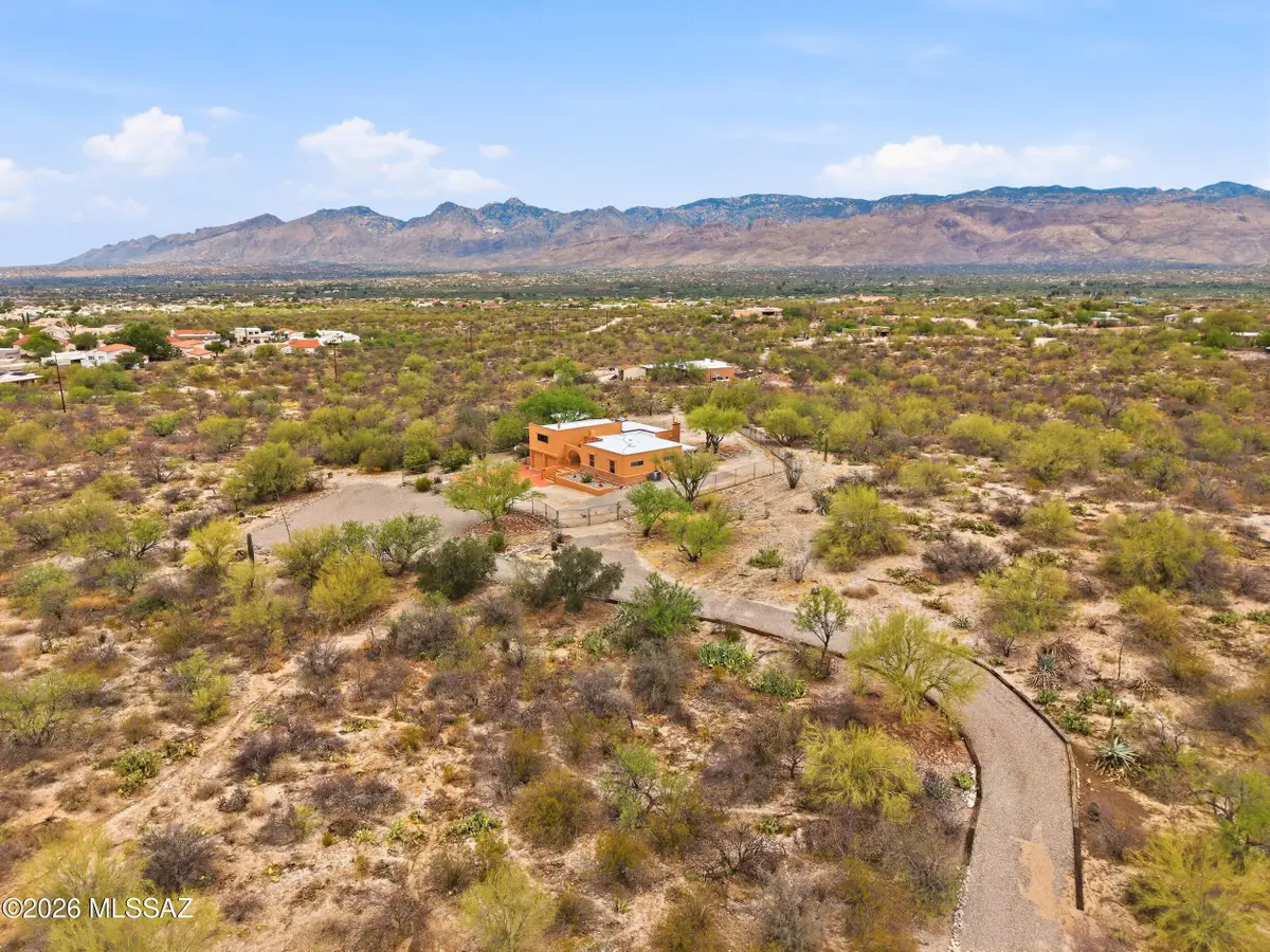 11155 E Saint James, Tucson, AZ 85748 - #1