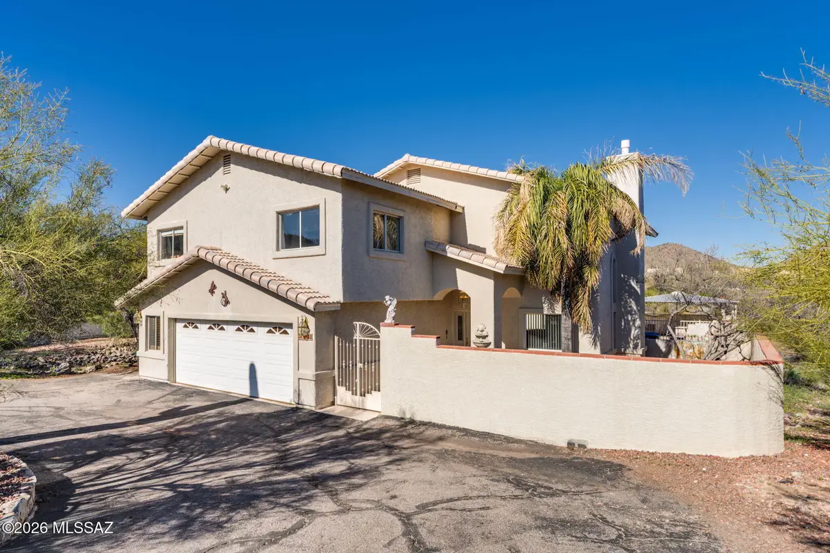 1140 S Singing Bird, Tucson, AZ 85745 - #1