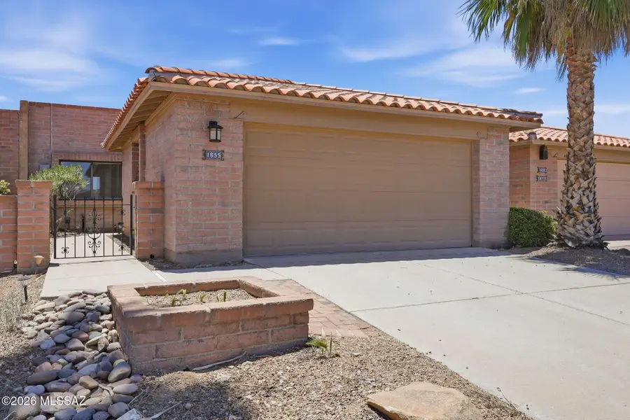 1655 W Calle Zuniga, Green Valley, AZ 85622 - #2
