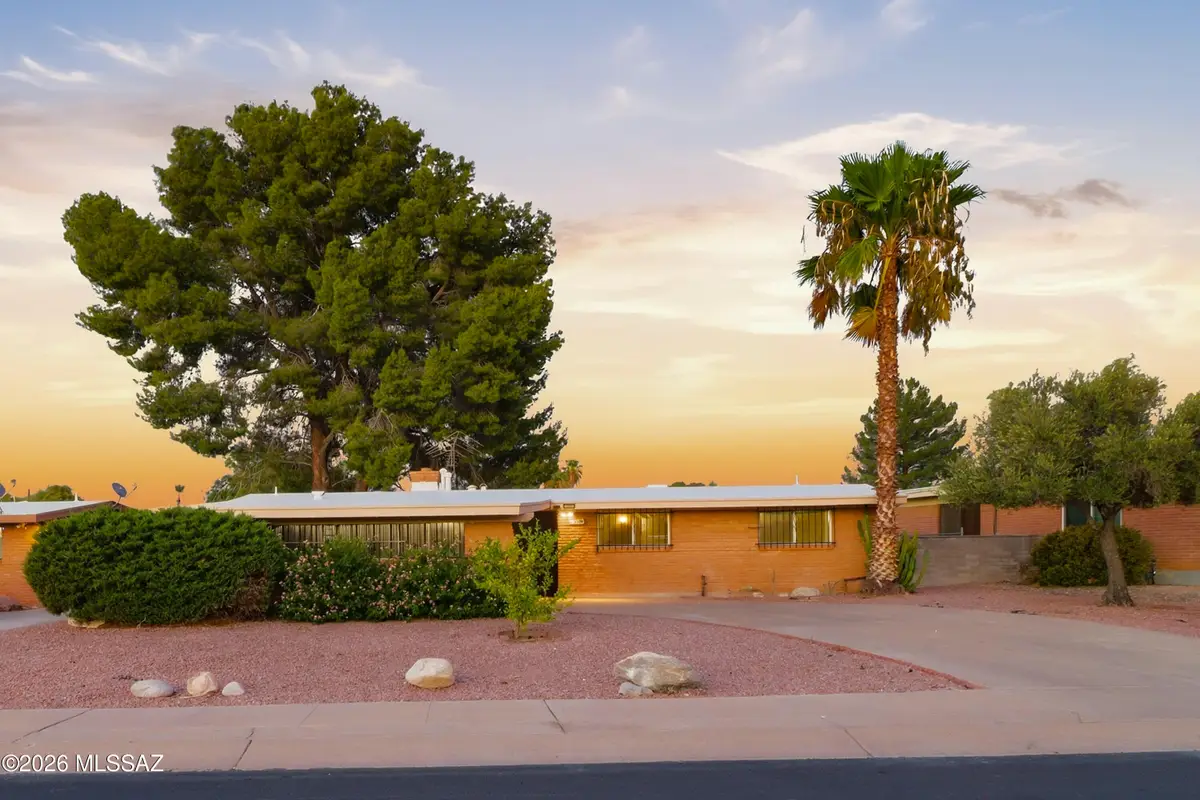 2109 S Camino Seco, Tucson, AZ 85710 - #1