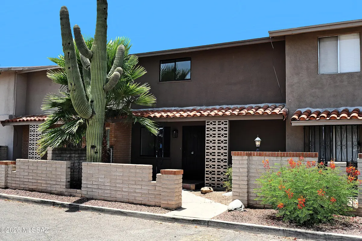 1246 S Camino Seco, Tucson, AZ 85710 - #1
