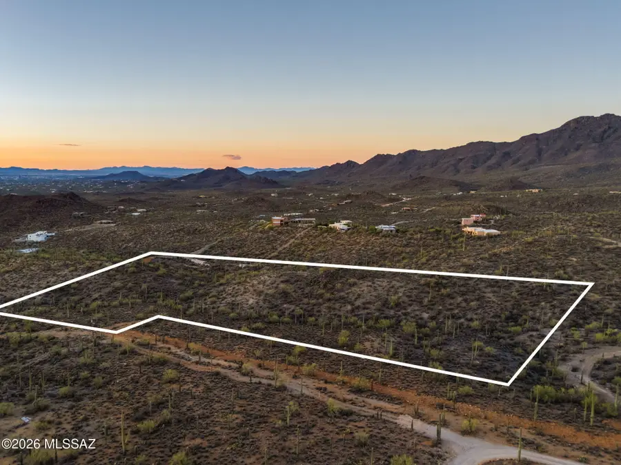 N Broken Springs, Tucson, AZ 85745 - #3