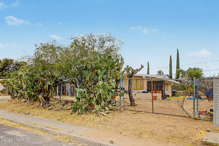 316 S Avenue B, San Manuel, AZ 85631 - #2
