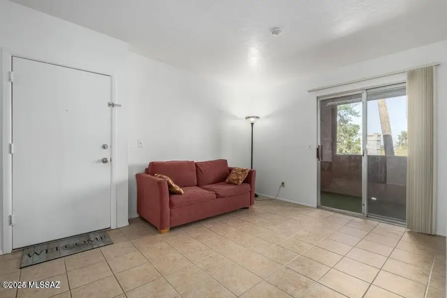 1810 E Blacklidge, Tucson, AZ 85719 - #3