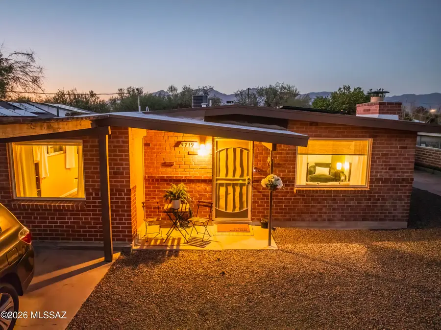 5719 E Fairmount, Tucson, AZ 85712 - #3