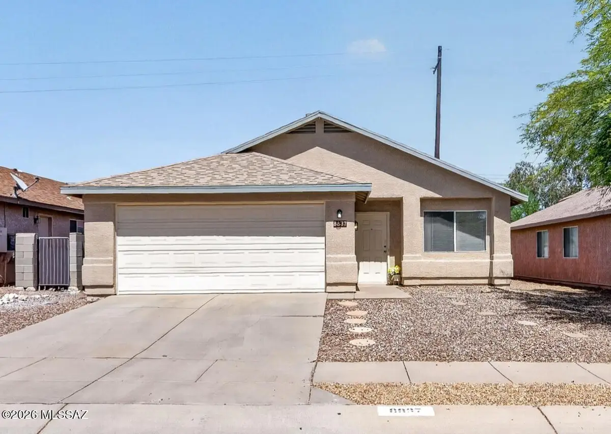 8837 S Desert Rainbow, Tucson, AZ 85747 - #1