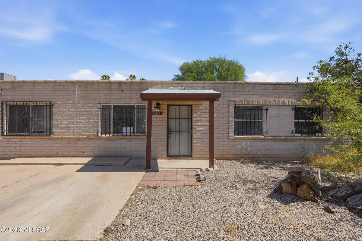 6915 E Tobin, Tucson, AZ 85730 - #1