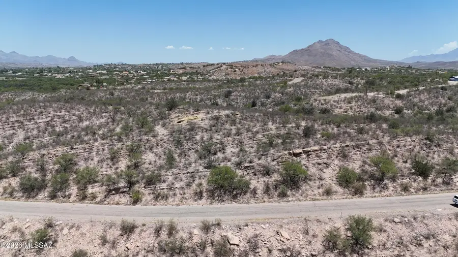 84 Via Caliente, Rio Rico, AZ 85648 - #2
