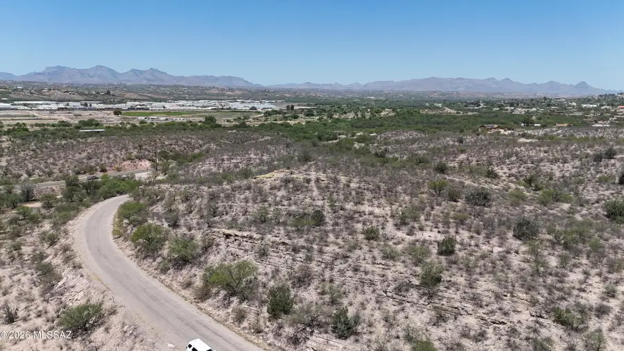 84 Via Caliente, Rio Rico, AZ 85648 - #3