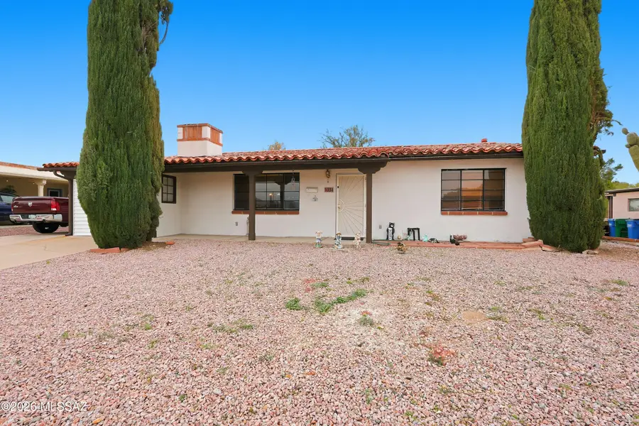334 S Vista Del Rio, Green Valley, AZ 85614 - #2