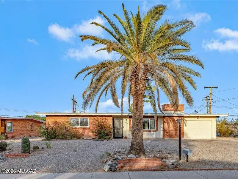 542 N Avenida De Suenos, Tucson, AZ 85745 - #2