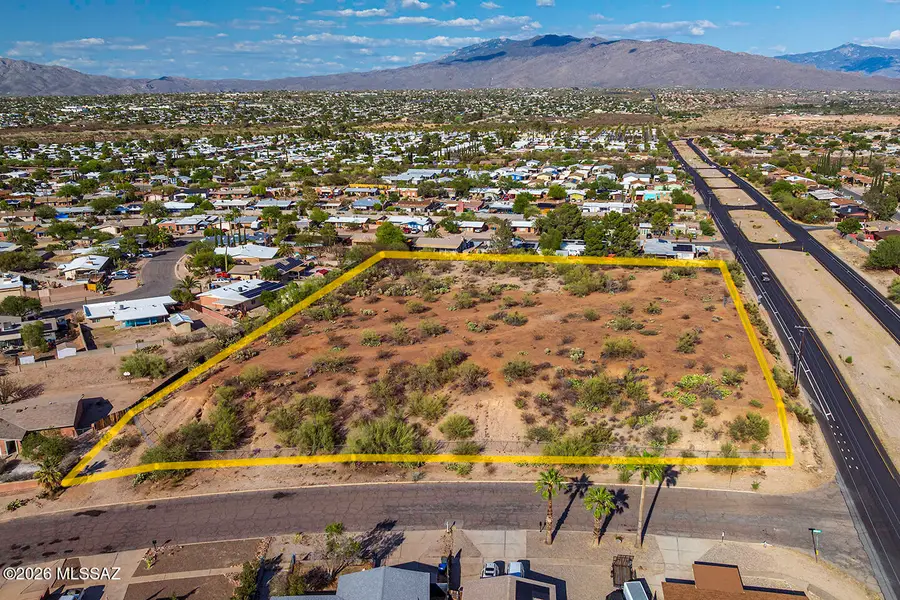 3727 S Sarnoff, Tucson, AZ 85730 - #3