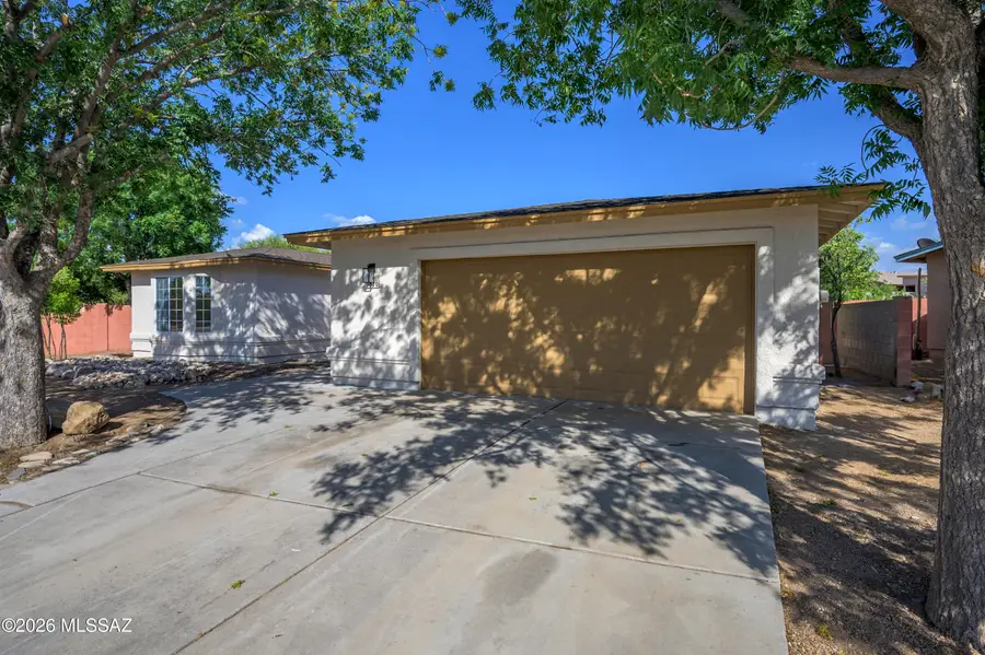 9810 E Stonehaven, Tucson, AZ 85747 - #3
